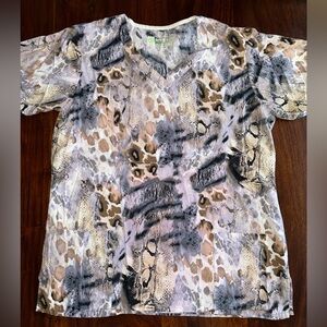 Women’s scrub top